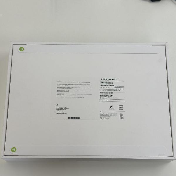 MacBook Air 15インチ M3 2024 16GB 256GB A3114 未開封品-裏