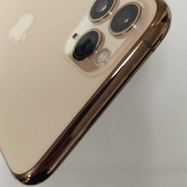 iPhone11 Pro docomo版SIMフリー 512GB MWCF2J/A A2215 極美品-上部