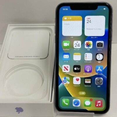 iPhone11 au版SIMフリー 64GB MHDF3J/A A2221 美品