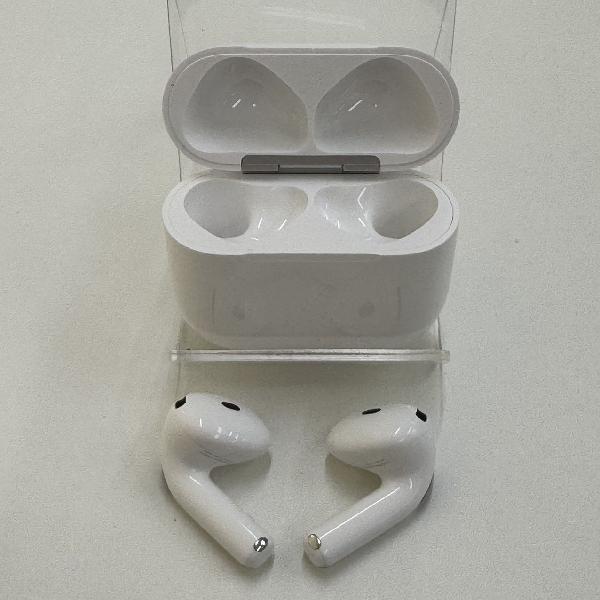 Apple AirPods 第4世代 MXP93J/A 極美品-上部