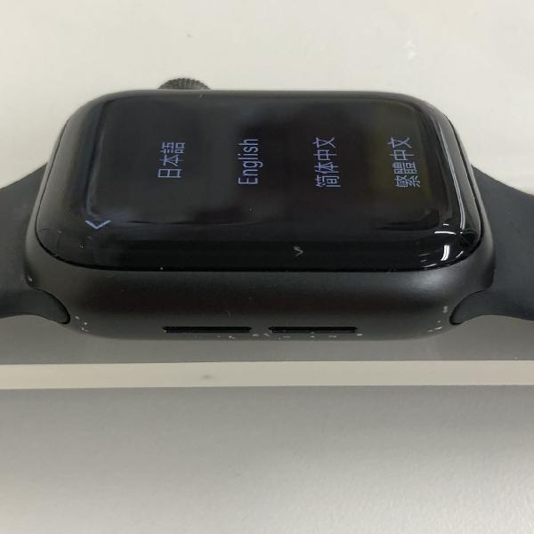 Apple Watch SE GPSモデル 32GB MYDP2J/A-上部