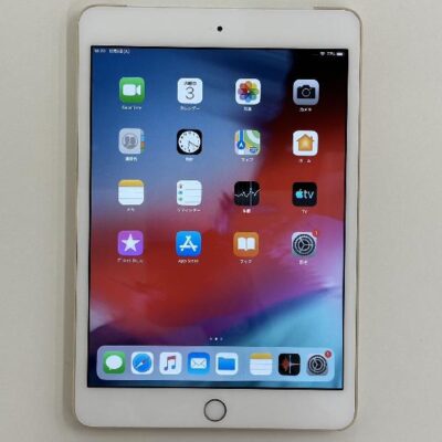 iPad mini 第3世代 docomo 16GB MGYR2J/A A1600