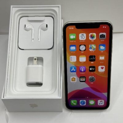 iPhone11 Apple版SIMフリー 256GB MWM82J/A A2221 極美品