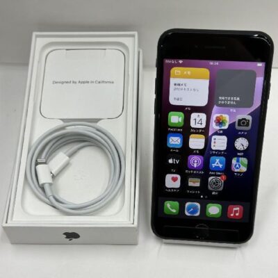 iPhoneSE 第2世代 au版SIMフリー 64GB MHGP3J/A A2296 美品