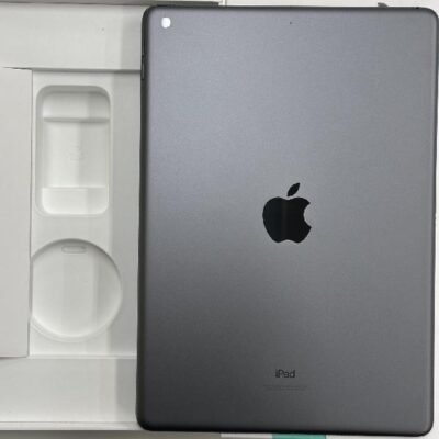 iPad 第9世代 Wi-Fiモデル 64GB MK2K3J/A A2602 極美品