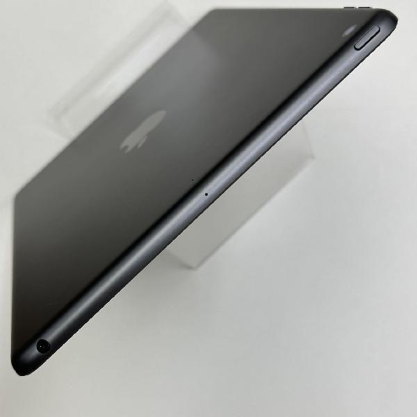 iPad 第9世代 Wi-Fiモデル 64GB MK2N3TH/A A2602-上部