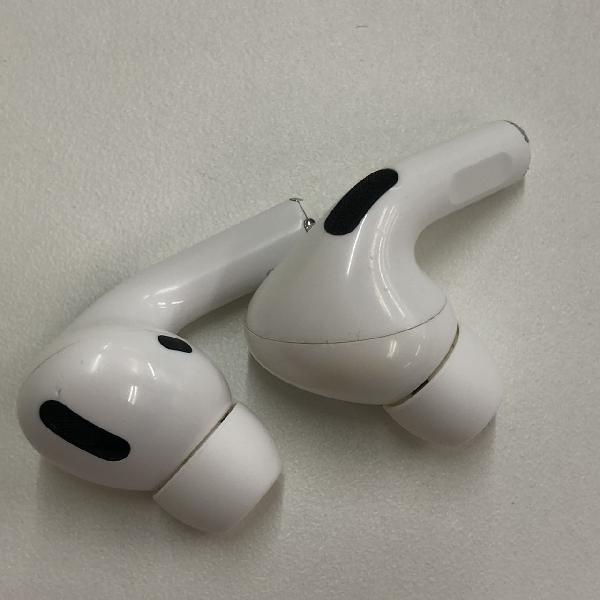 AirPods Pro MWP22J/A-下部