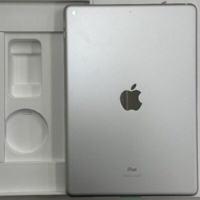 iPad 第9世代 Wi-Fiモデル 64GB MK2L3J/A A2602 極美品