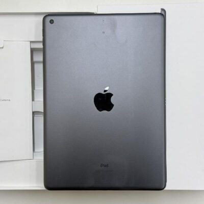 iPad 第9世代 Wi-Fiモデル 64GB MK2K3J/A A2602 美品