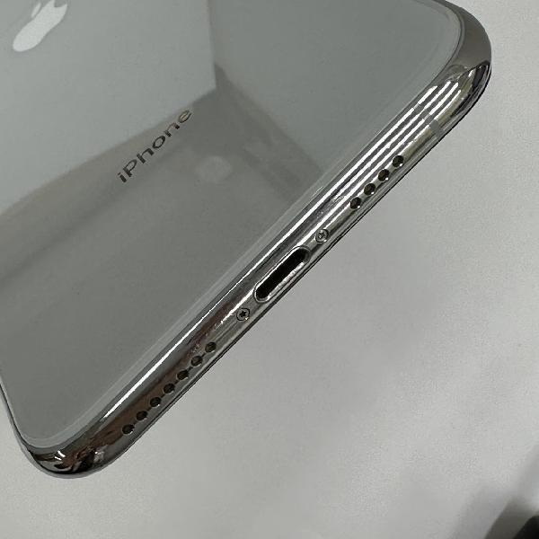 iPhoneXS Max docomo版SIMフリー 64GB MT6R2J/A A2102 美品-下部