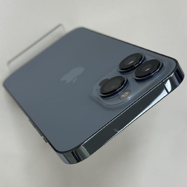 iPhone13 Pro Apple版SIMフリー 256GB NLUU3J/A A2636 美品-上部