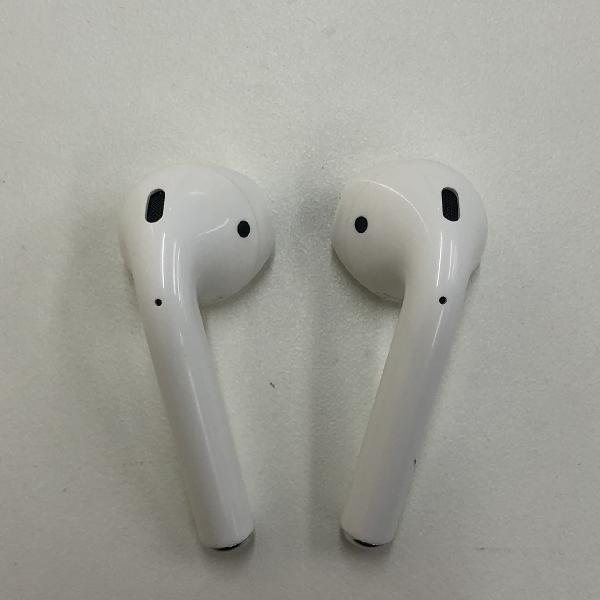 Apple AirPods 第2世代 with Charging Case MV7N2J/A MV7N2J/A-下部