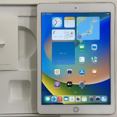 iPad 第5世代 Wi-Fiモデル 32GB FPGT2J/A A1822 極美品