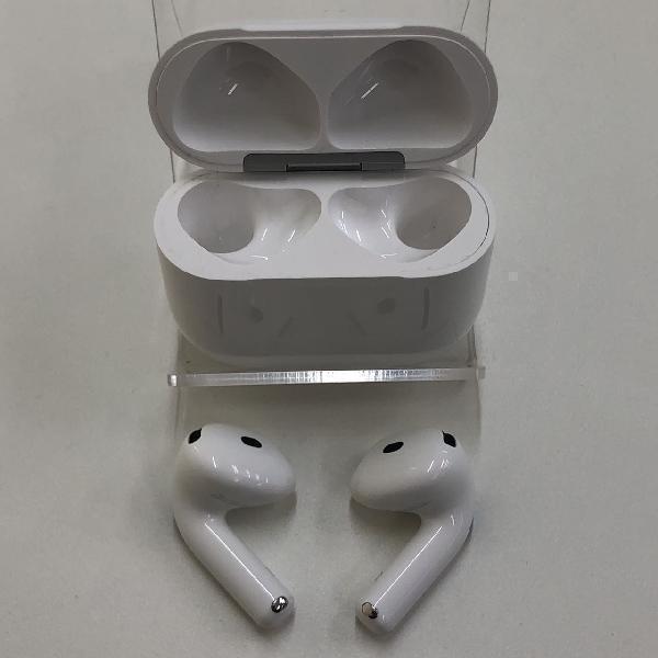 Apple AirPods 第4世代 MXP93J/A 美品-上部