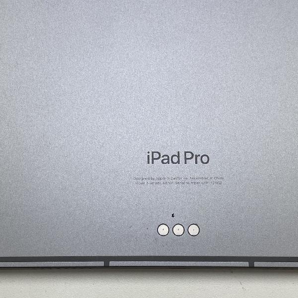 iPad Pro 11インチ 第4世代 SoftBank版SIMフリー 128GB MNYC3J/A　A2761-上部